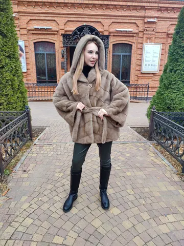 Шуба «Кимоно», пастель — живое фото