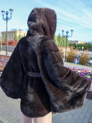 Шуба «Летучая мышь» — фото 6